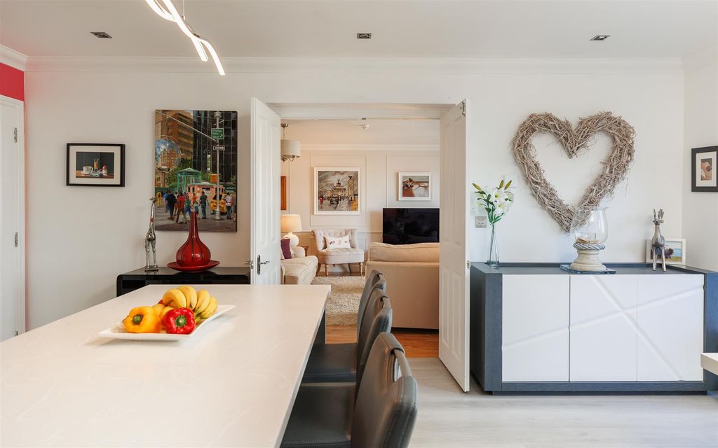 Additional image 4 of 3 bed flat for saleCowes, Isle Of Wight PO31