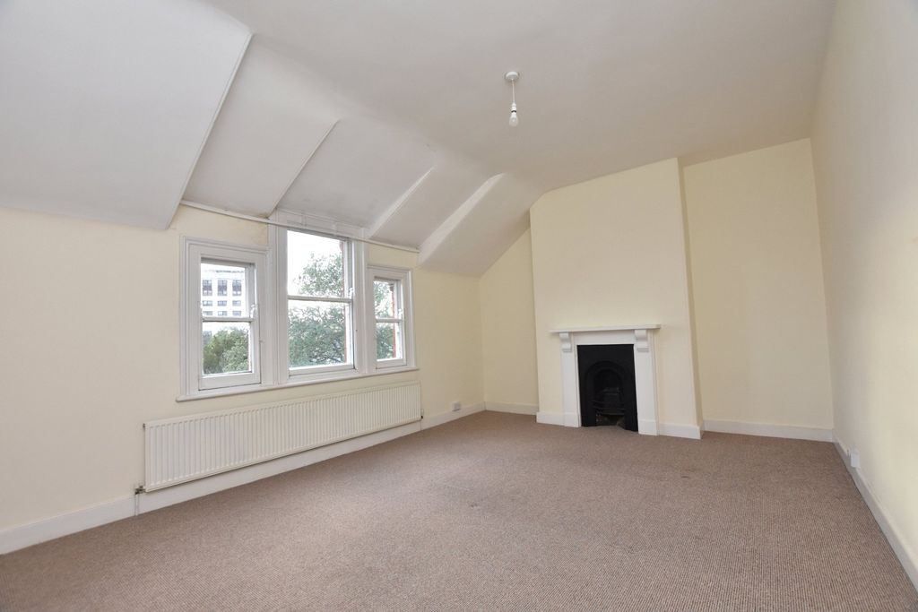 Additional image 2 of 2 bed maisonette for saleLinden Vale, Howell Road, Exeter EX4