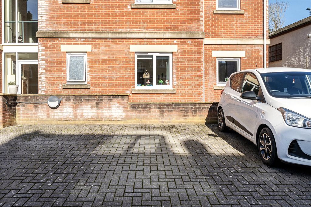Additional image 21 of 2 bed flat for saleParliament Square, Parliament Street, Crediton, Devon EX17