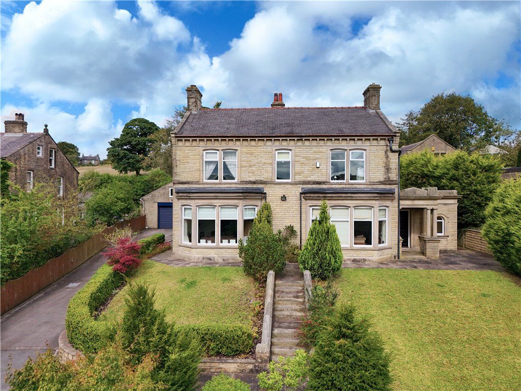 7 bed detached house for saleKeighley Road, Colne, Lancashire BB8