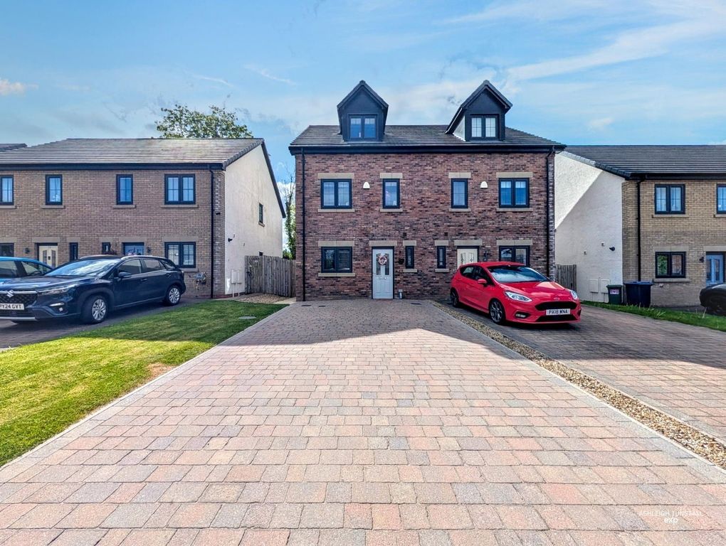 4 bed town house for saleSt Bridgets Close, Brigham, Cockermouth CA13