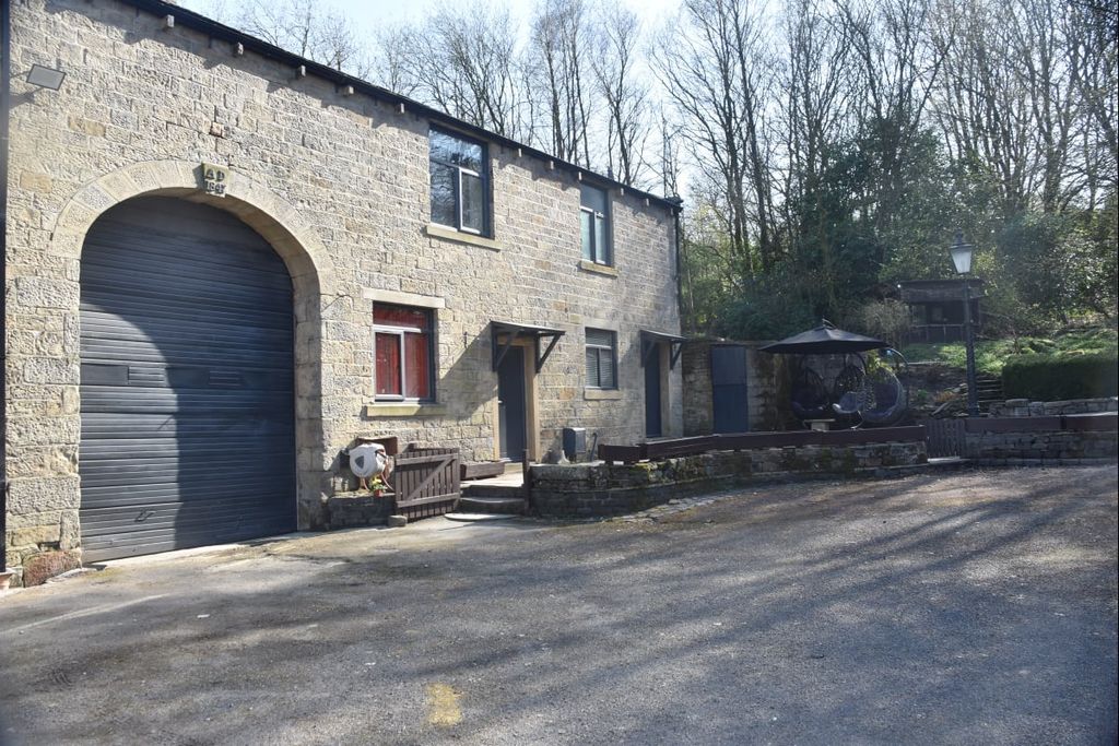 Additional image 4 of 7 bed detached house for saleSpring Gardens Farm, Colne BB8