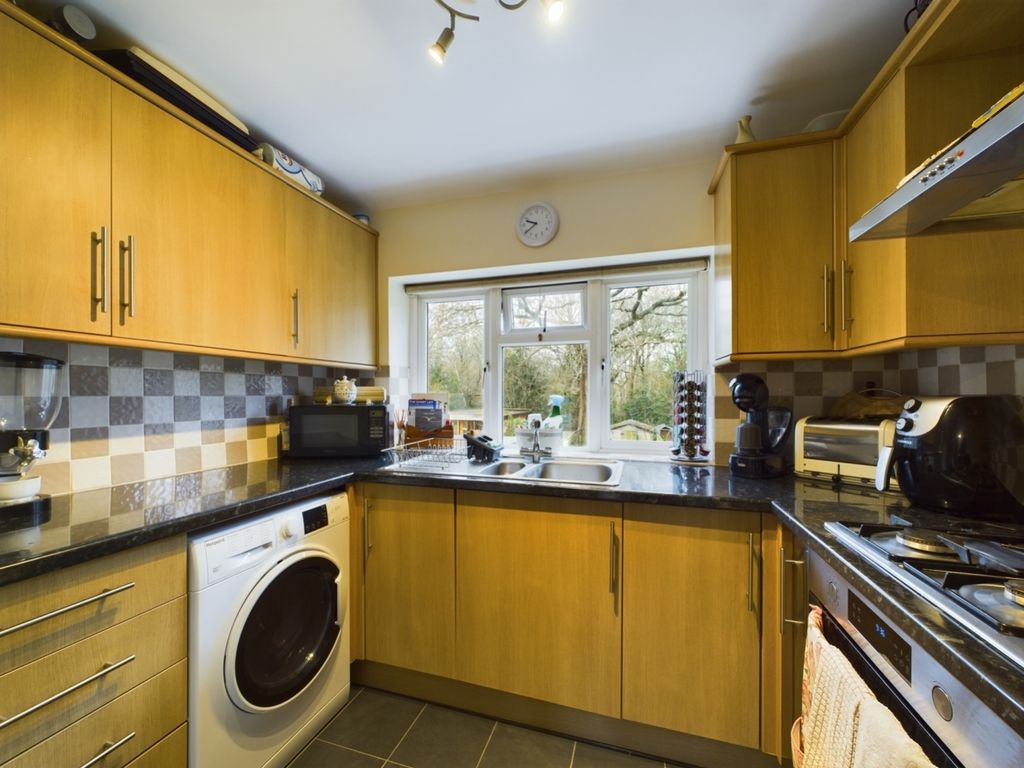 Additional image 5 of 2 bed maisonette for saleOld Lane, Cobham, Surrey KT11