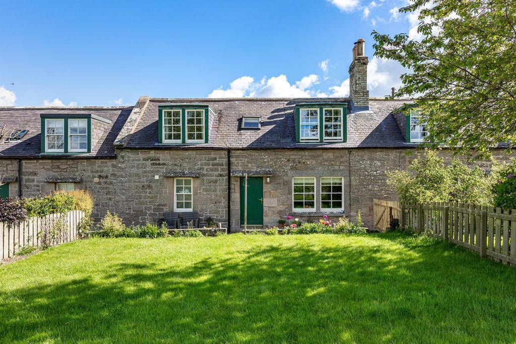 2 bed terraced house for sale5 Bogend Farm Cottages, Duns TD11