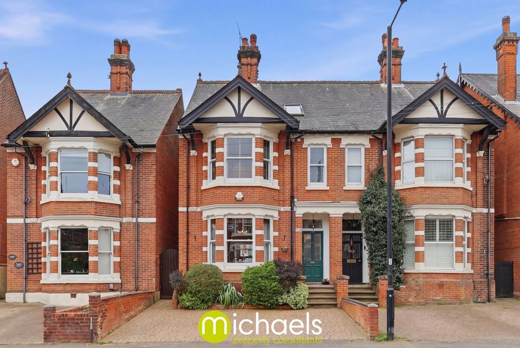 5 bed semi-detached house for saleMaldon Road, Colchester CO3