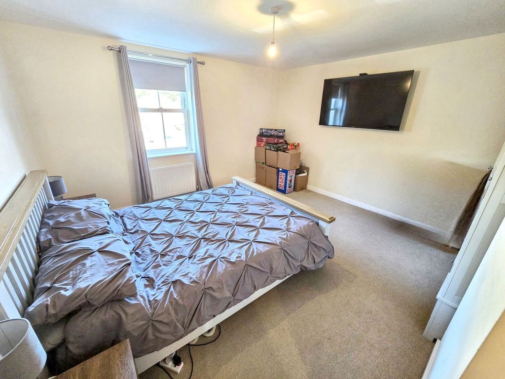 2 bed flat for saleHexham NE46 photo 5