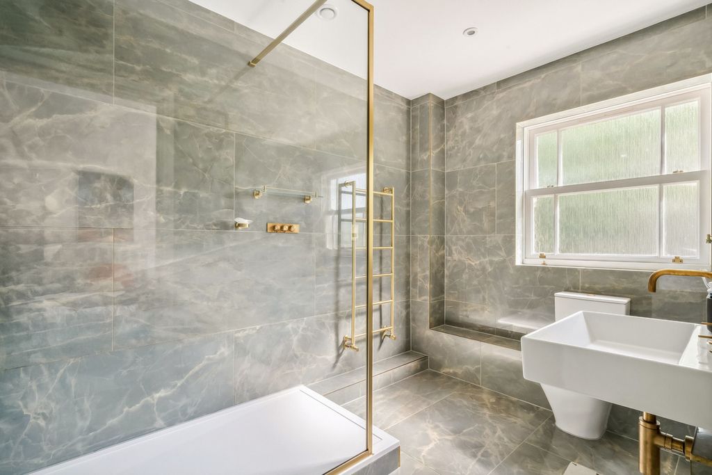 Additional image 21 of 5 bed detached house for saleSandringham Park, Surrey KT11