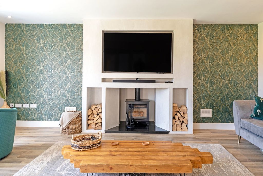 Additional image 4 of 4 bed detached house for saleLake Drive, Weldon, Corby, Northamptonshire NN17