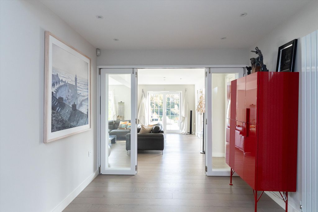 Additional image 8 of 4 bed detached house for saleHeathfield, Cobham, Surrey KT11