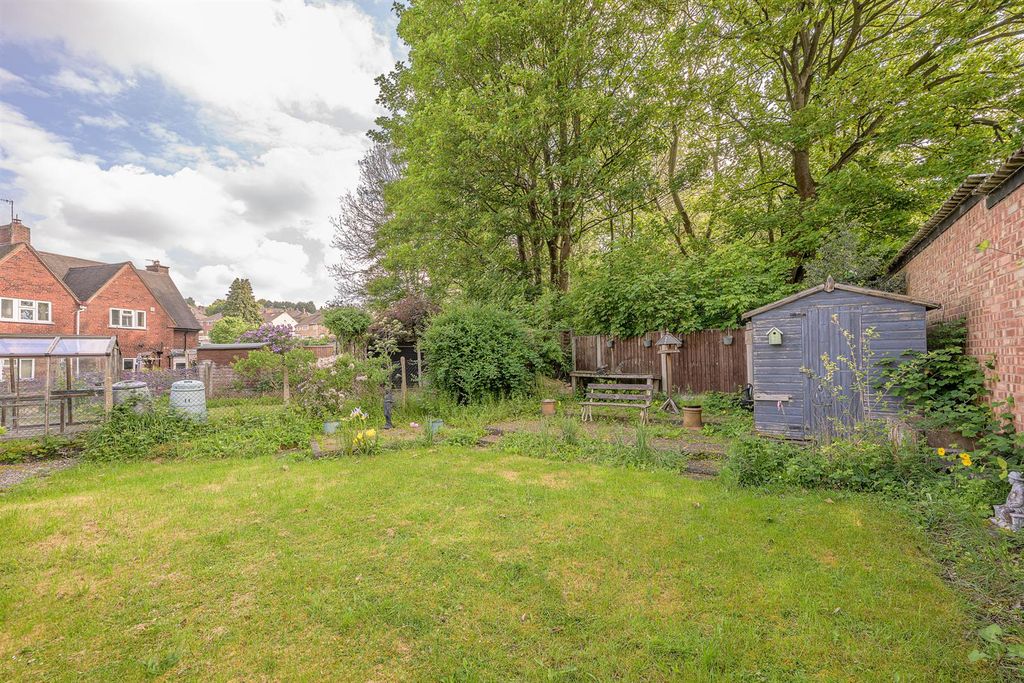 Additional image 15 of 3 bed semi-detached house for saleBarn Close, Cradley Heath B64