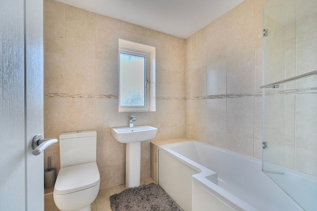 Additional image 15 of 3 bed semi-detached house for saleGlebe Way, Corsham SN13