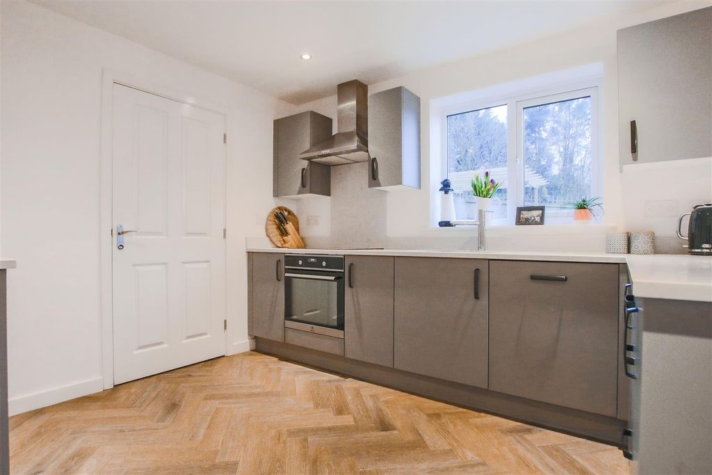 Additional image 23 of 5 bed detached house for saleLanky Gardens, Colne BB8