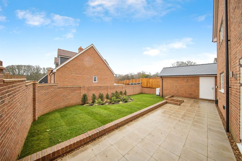 Additional image 21 of 4 bed detached house for saleBraiswick, Colchester CO4