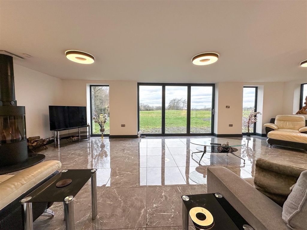 Additional image 8 of 3 bed detached house for saleLamberts Lane, Congleton CW12