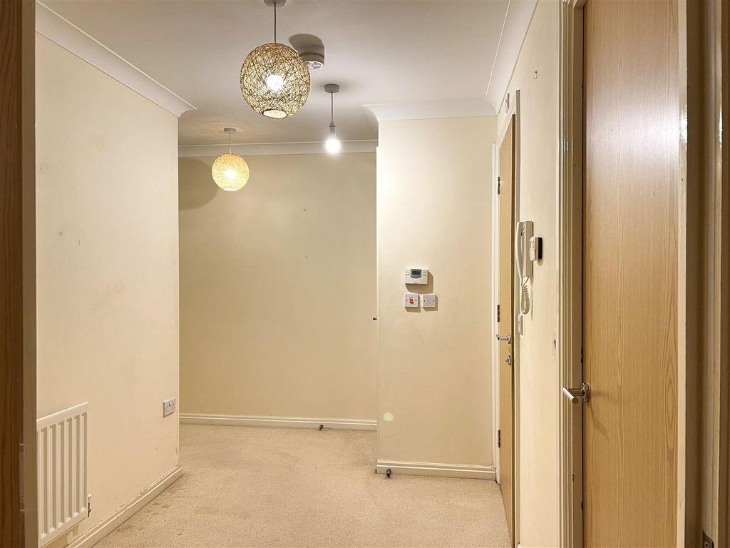Additional image 7 of 2 bed flat for saleMill Green, Congleton CW12