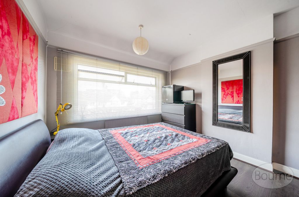Additional image 8 of 4 bed semi-detached house for saleTartar Road, Cobham, Surrey KT11