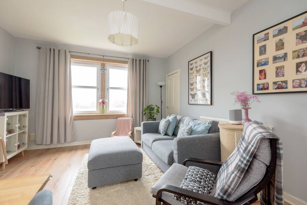 Additional image 3 of 2 bed flat for sale46 Dunbar Road, North Berwick EH39