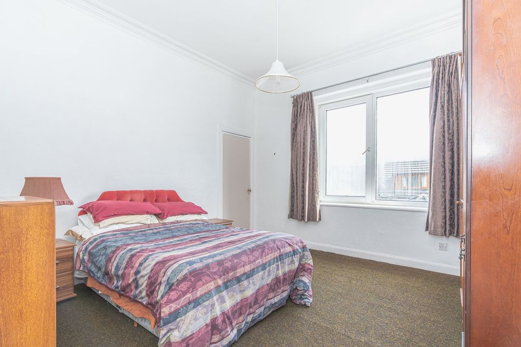 Additional image 8 of 2 bed flat for saleDundas Street, Lochgelly KY5