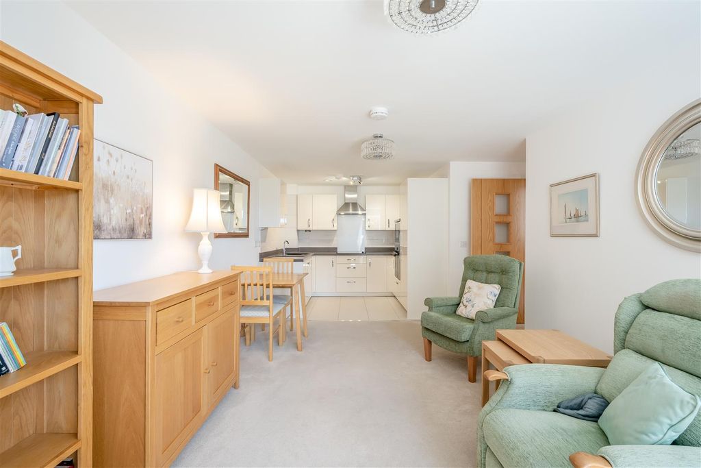 Additional image 3 of 2 bed flat for saleLancer House, Butt Road, Colchester CO2