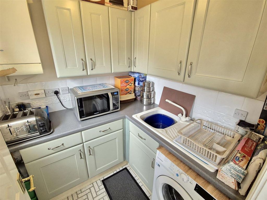 Additional image 10 of 4 bed detached house for saleBuckingham Road, Coalville LE67