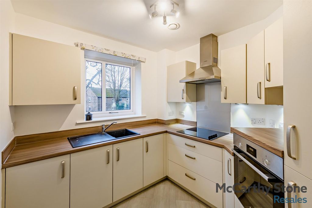 Additional image 3 of 1 bed flat for sale31 Springs Court, Cottingham HU16