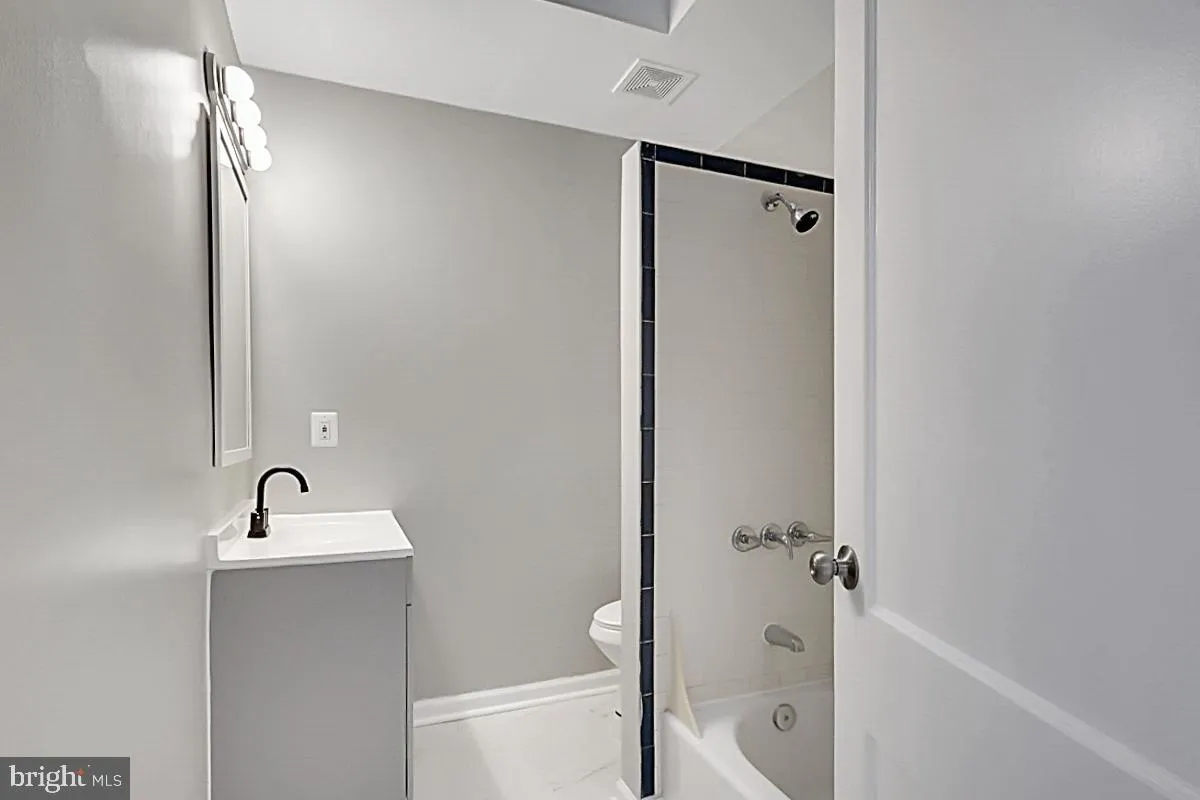 Additional image 45 of 727 Otis Place NW, Washington, DC 20010