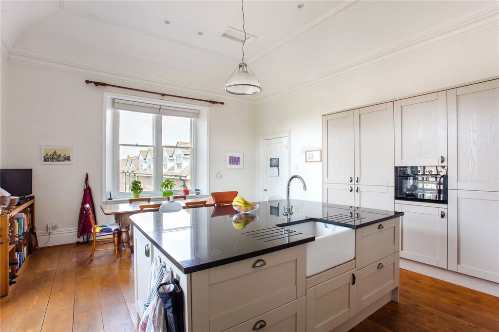 Additional image 4 of 4 bed detached house for saleLinden Road, Clevedon, North Somerset BS21