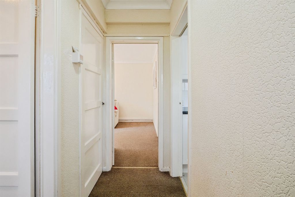 Additional image 4 of 1 bed flat for saleGarendon Green, Loughborough LE11