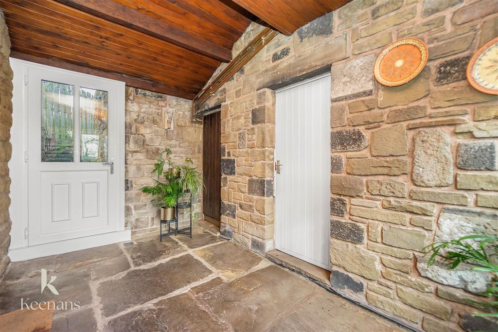 Additional image 32 of 5 bed farmhouse for saleRed Lane, Colne BB8