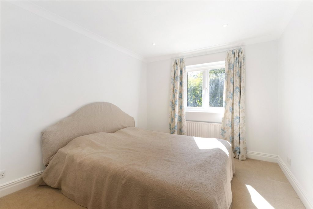 Additional image 12 of 5 bed detached house for saleQueensgate, Fairmile Lane, Cobham, Surrey KT11