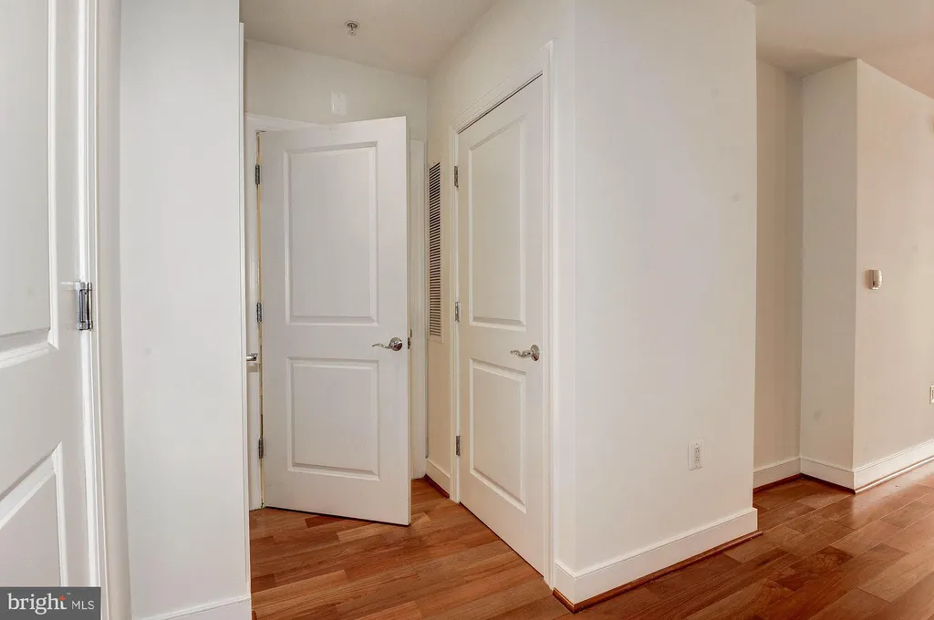 2425 L St NW Unit 635, Washington, DC 20037 photo 3
