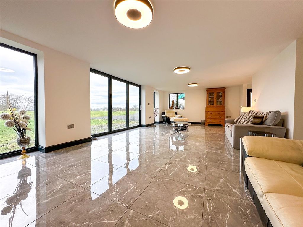 Additional image 10 of 3 bed detached house for saleLamberts Lane, Congleton CW12