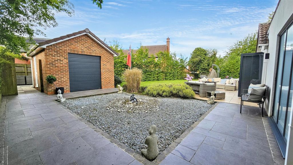 Additional image 33 of 4 bed detached house for saleJacks Walk, Hugglescote, Coalville LE67
