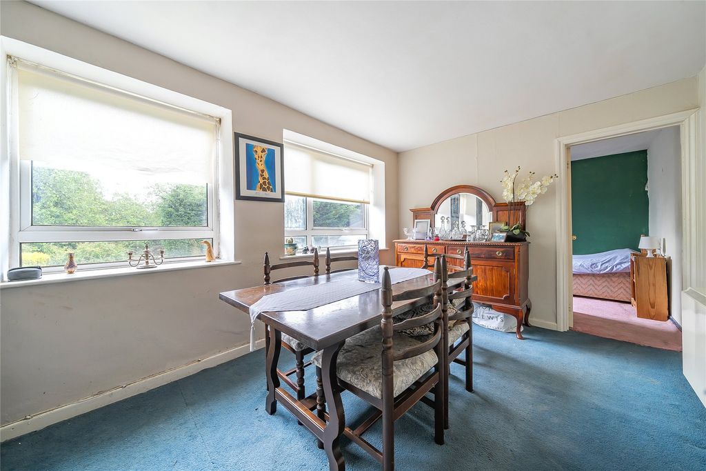 3 bed flat for saleNewton St. Cyres, Exeter, Devon EX5 photo 5