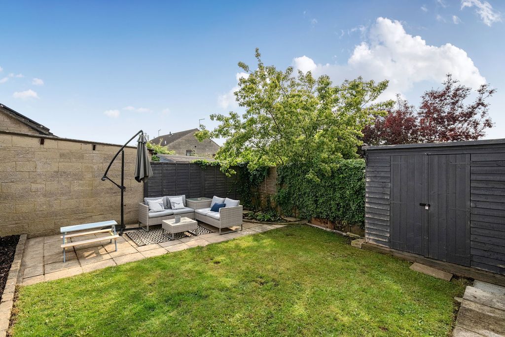 Additional image 17 of 3 bed semi-detached house for saleGlebe Way, Corsham SN13