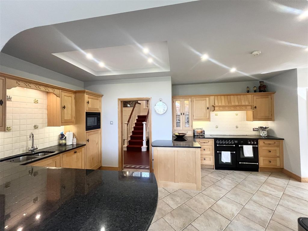 Additional image 34 of 5 bed detached house for salePark Lane, Congleton CW12