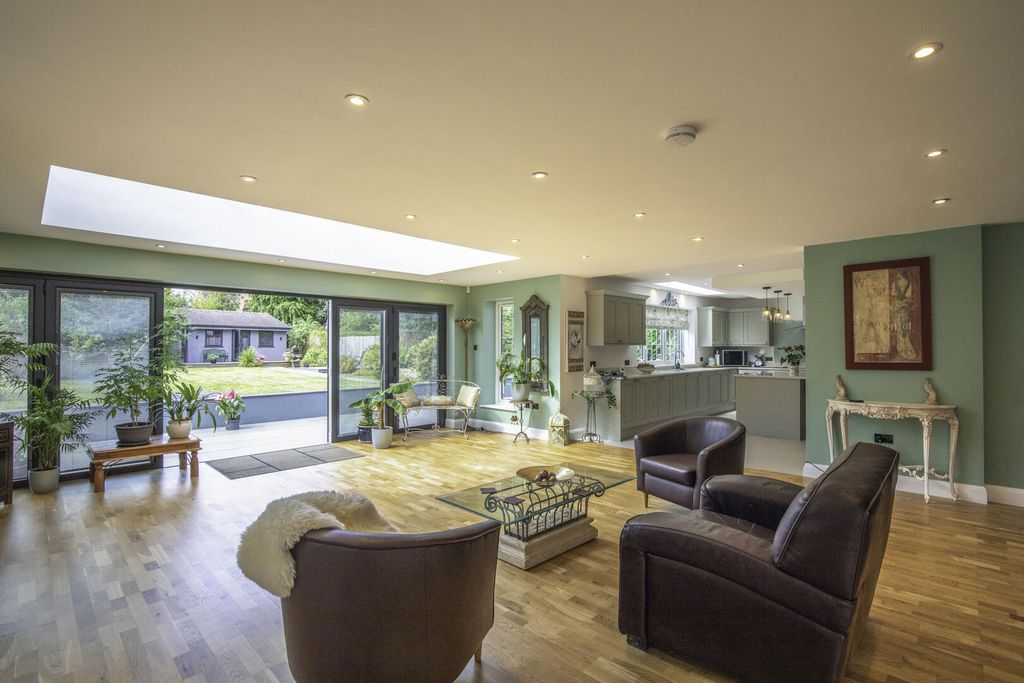 Additional image 6 of 6 bed detached house for saleRownhams, Rickman Hill Road, Chipstead CR5
