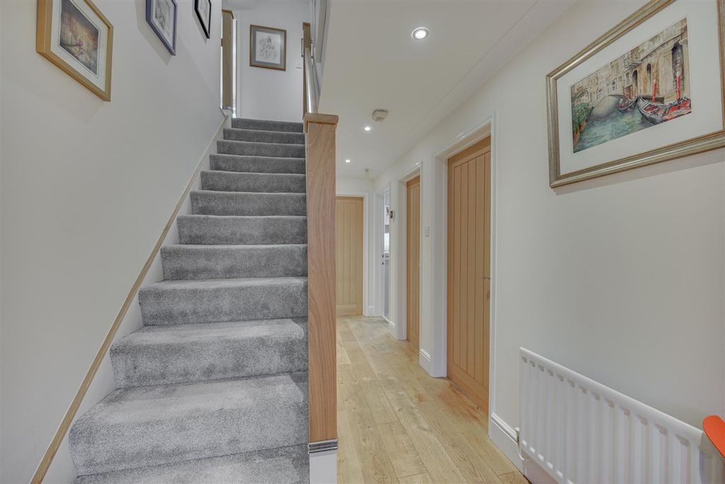 Additional image 13 of 7 bed detached house for saleBradbury Gardens, Congleton CW12