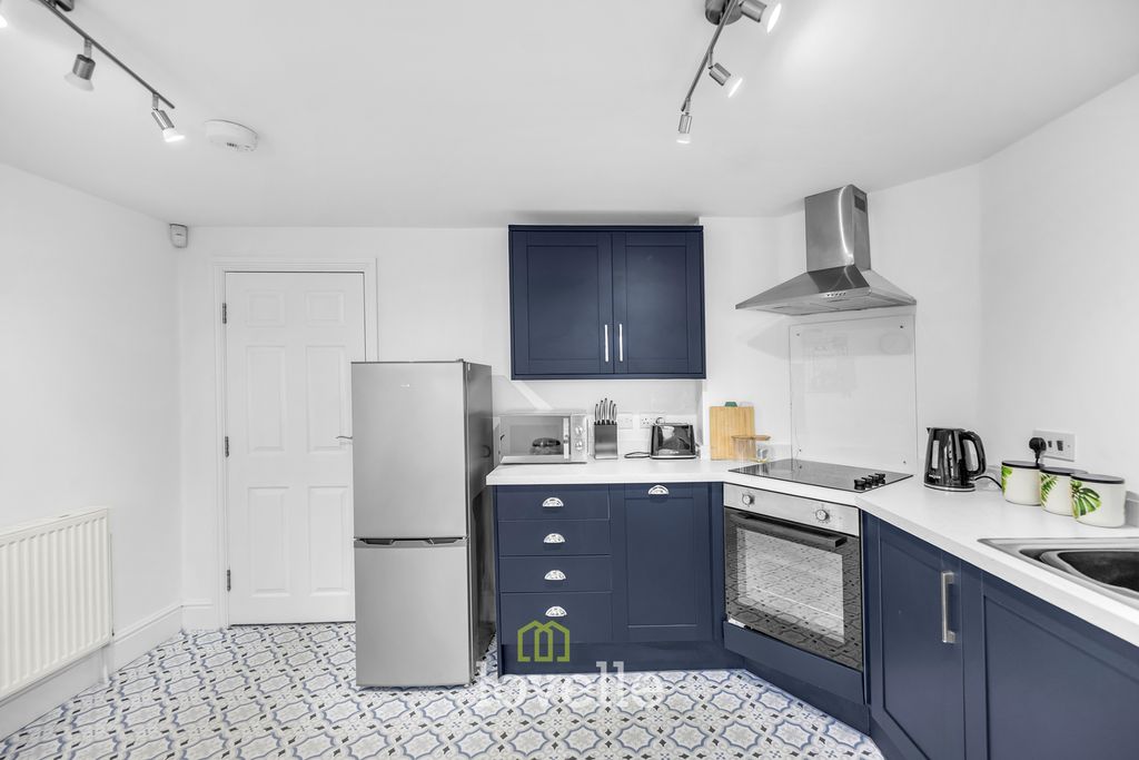 Additional image 11 of 4 bed end terrace house for saleThrunscoe Road, Cleethorpes DN35