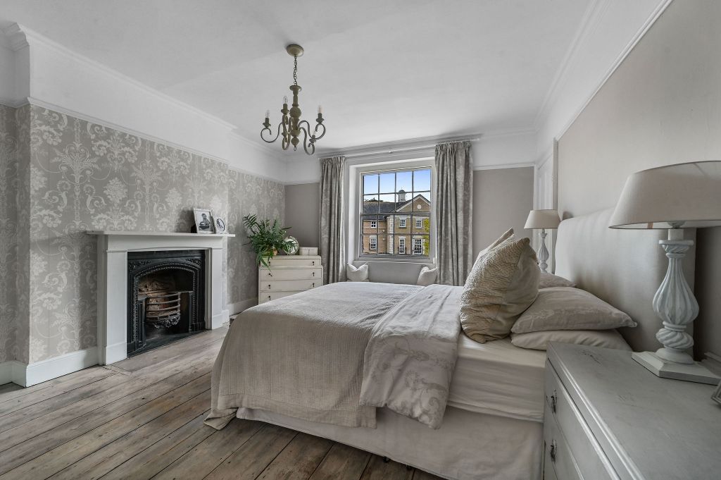 Additional image 25 of 5 bed detached house for saleLexden Road, Colchester CO3