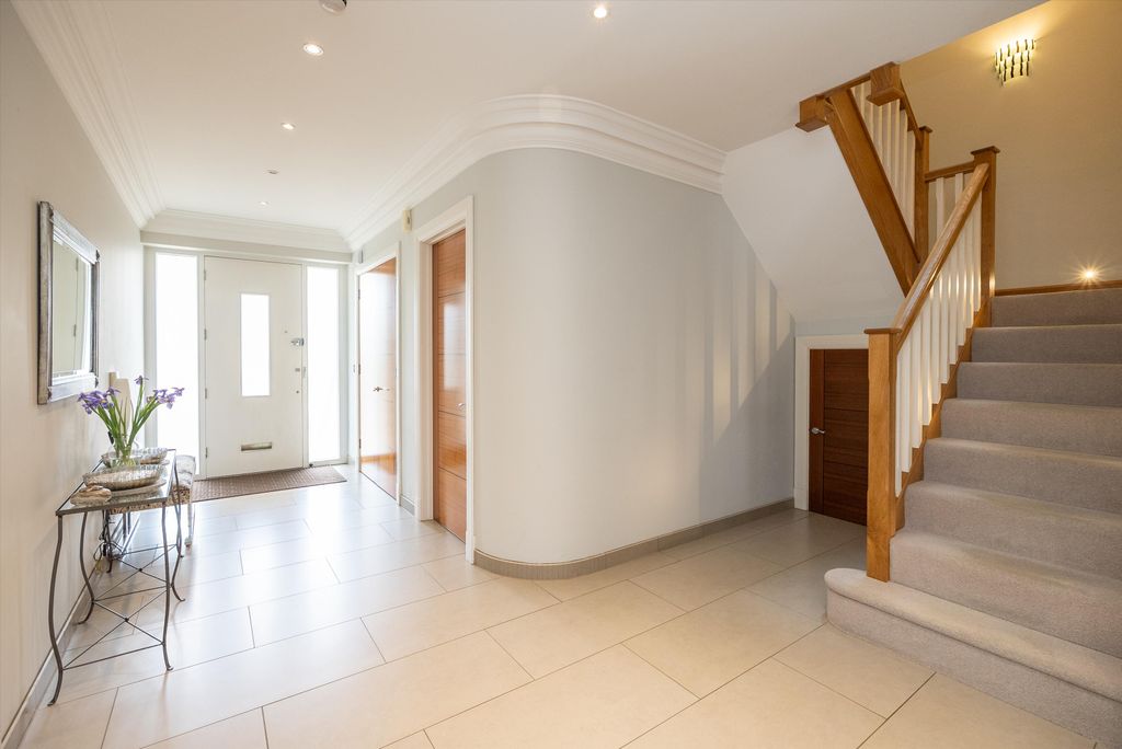 Additional image 11 of 5 bed detached house for saleHeath Ridge Green, Cobham, Surrey KT11