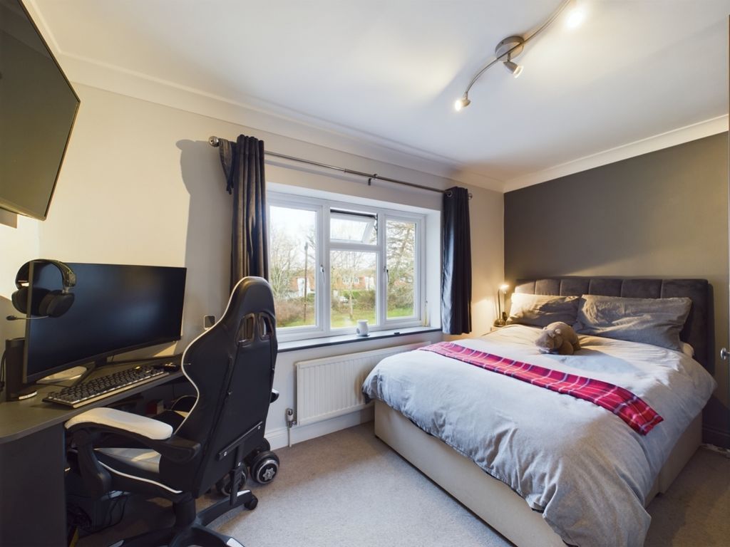 Additional image 8 of 2 bed maisonette for saleOld Lane, Cobham, Surrey KT11