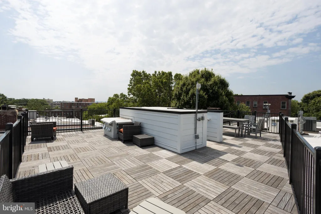 Additional image 11 of 2869 28th St NW Unit 2, Washington, DC 20008