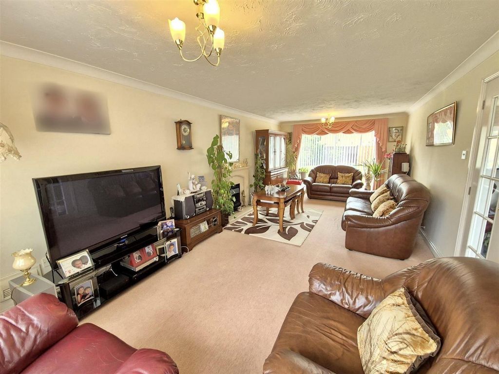 Additional image 7 of 4 bed detached house for saleBuckingham Road, Coalville LE67