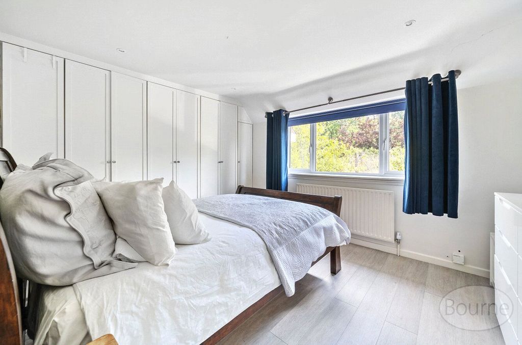 Additional image 6 of 3 bed detached house for saleOld Lane, Cobham, Surrey KT11