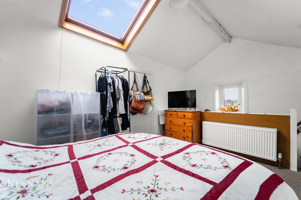 Additional image 18 of 4 bed semi-detached house for saleYork Street, Colne BB8