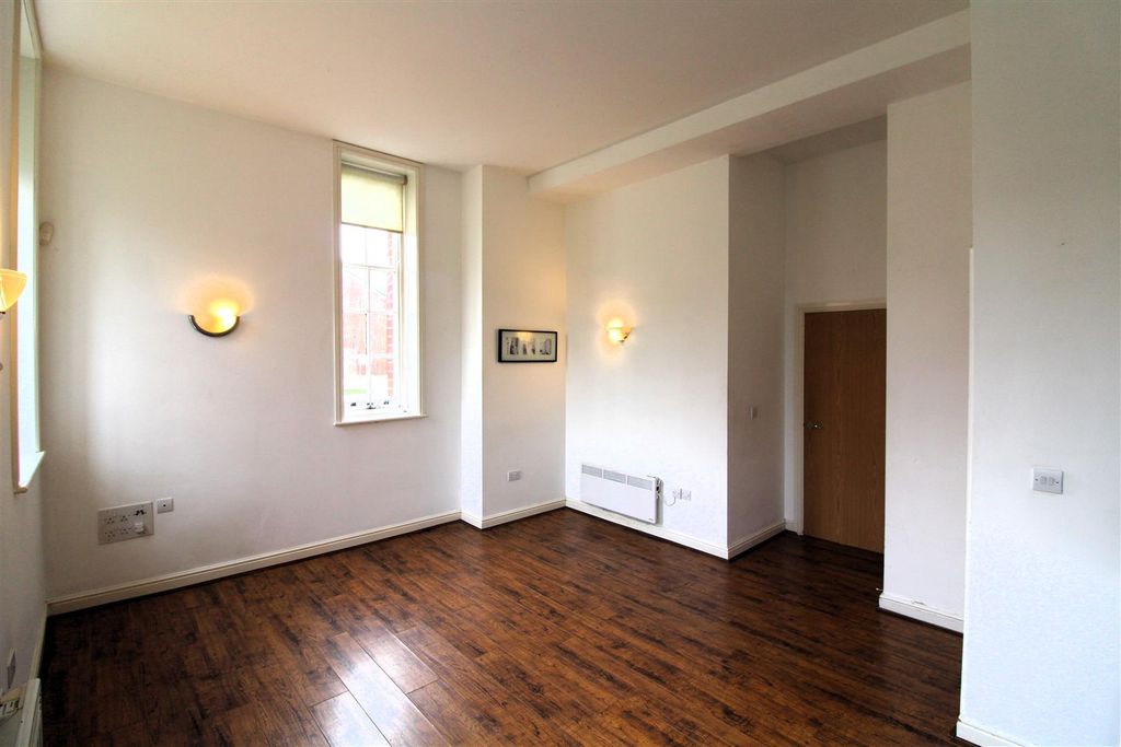 Additional image 6 of 1 bed flat for saleSalisbury Close, Crewe CW2