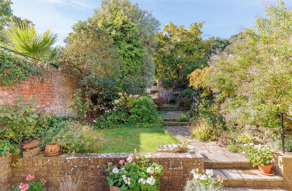 Additional image 25 of 3 bed semi-detached house for saleCowes, Isle Of Wight PO31