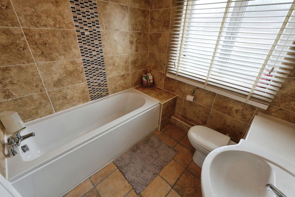 Additional image 21 of 4 bed detached house for saleLee Road, Cradley Heath B64