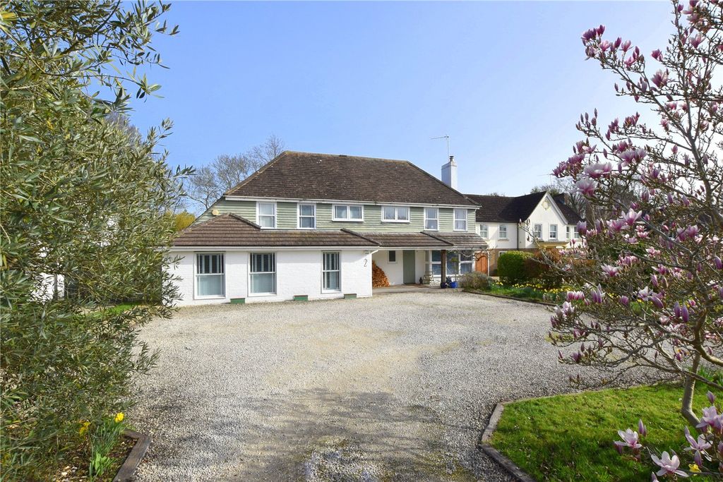 5 bed detached house for saleWoodend Park, Cobham KT11